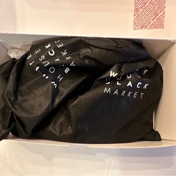 NWT Pink Closed Toe Pumps Size 7.5 - Picture 7 of 7